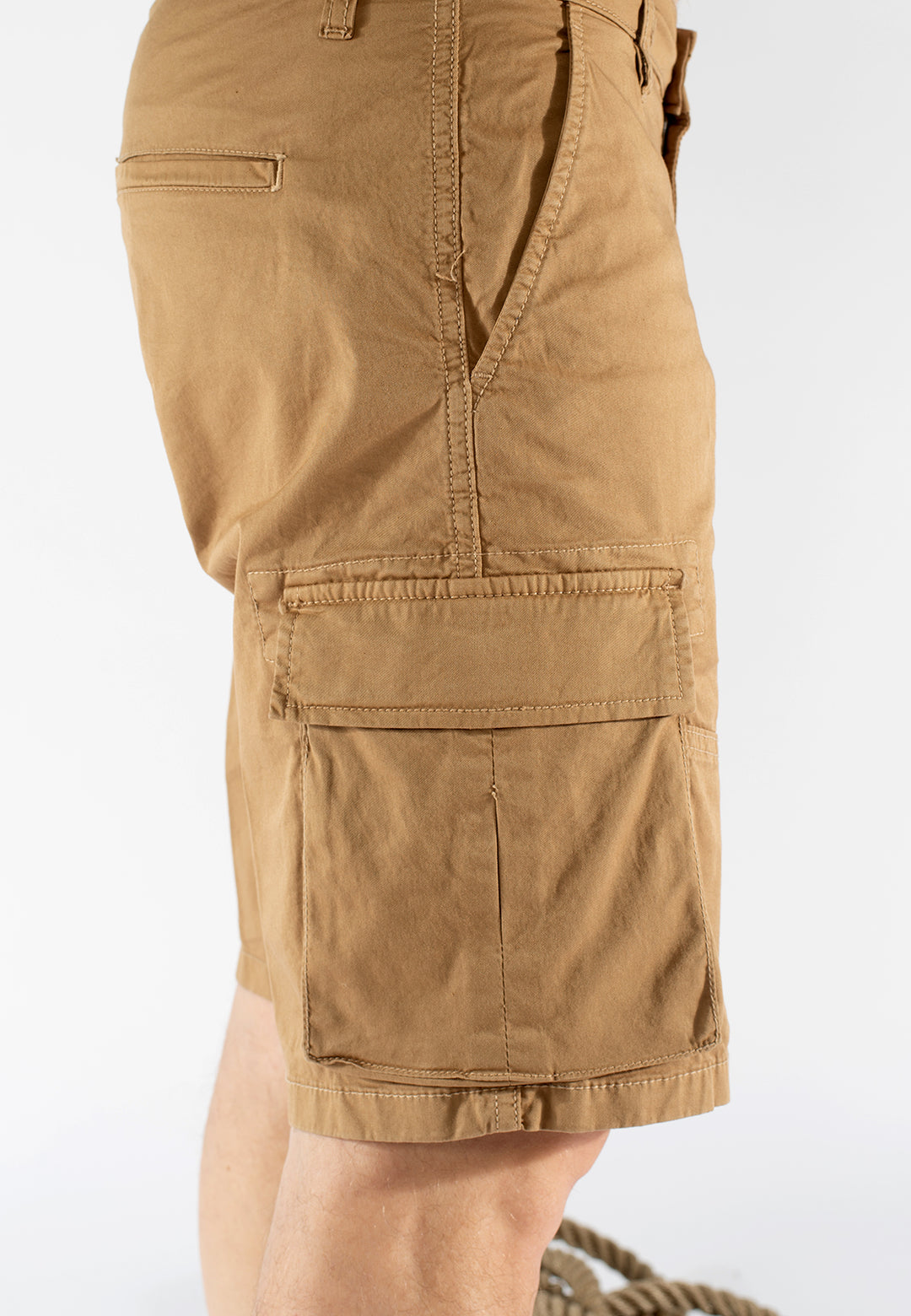 Bermuda uomo cargo in cotone con tasconi
