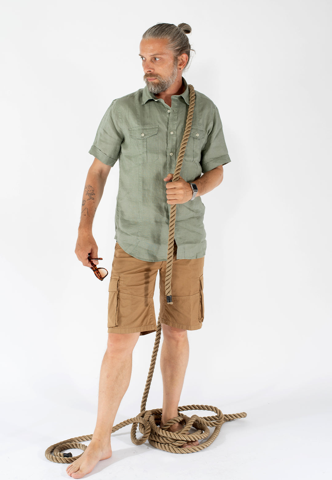 Bermuda uomo cargo in cotone con tasconi
