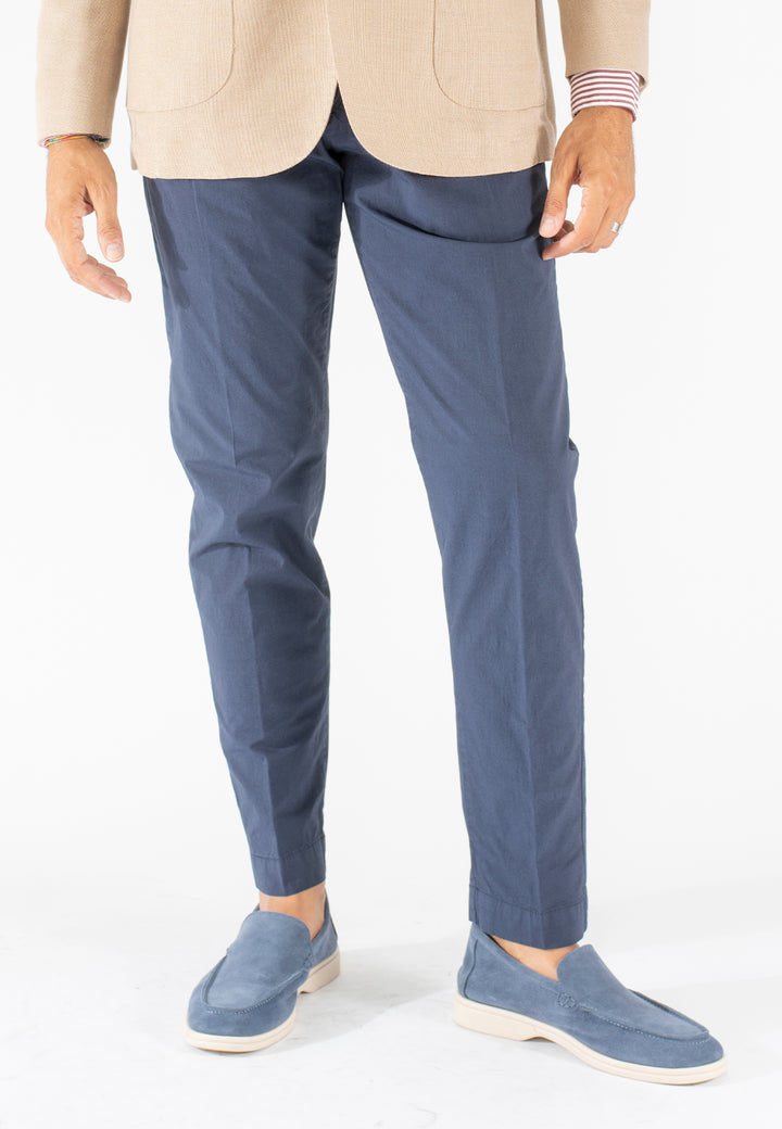 Pantalone uomo in cotone elasticizzato con pince