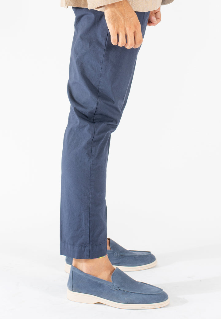 Pantalone uomo in cotone elasticizzato con pince