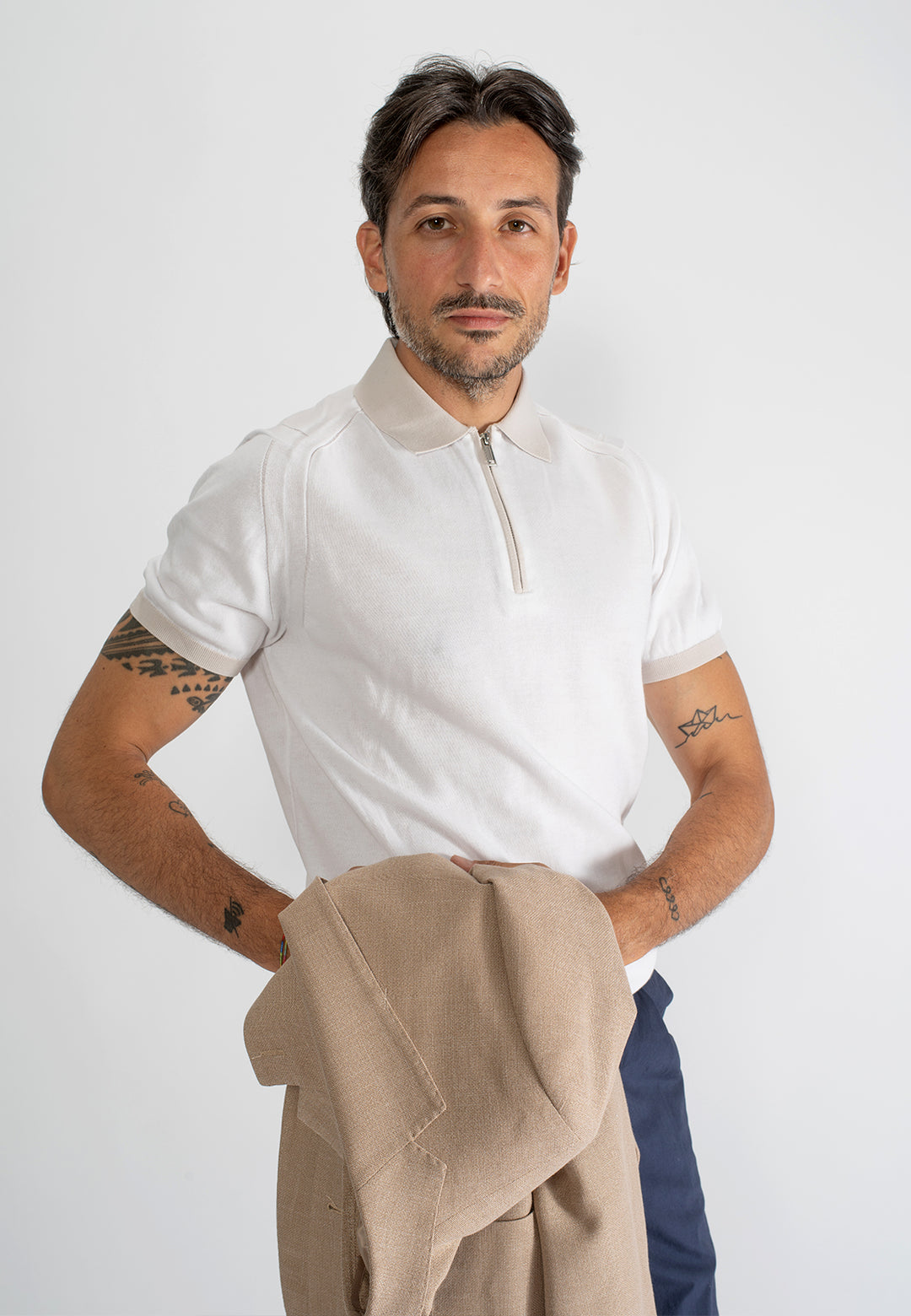 Polo uomo con zip e collo a contrasto
