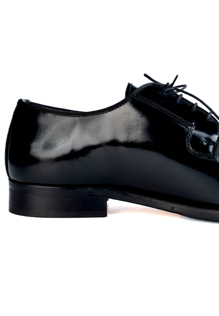 Scarpa classica uomo con lacci in vera pelle