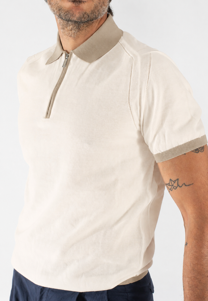 Polo uomo con zip e collo a contrasto