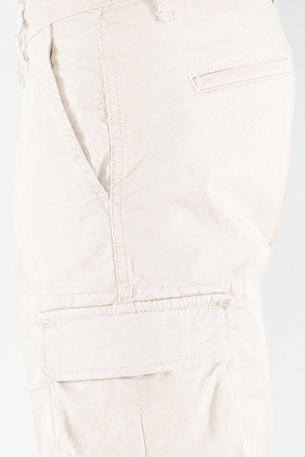 Bermuda uomo cargo in cotone con tasconi