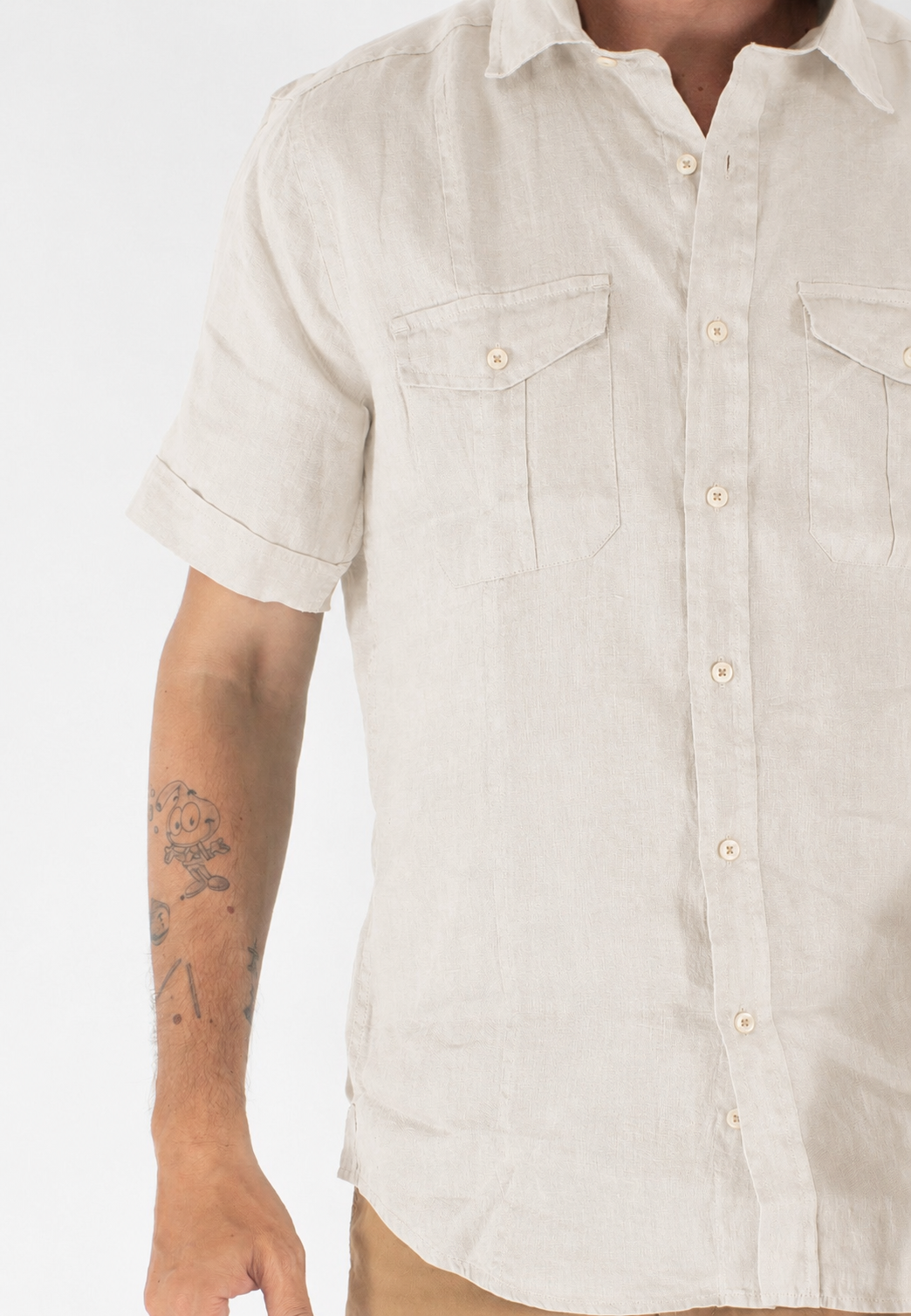 Camicia uomo in lino a maniche corte con due taschini